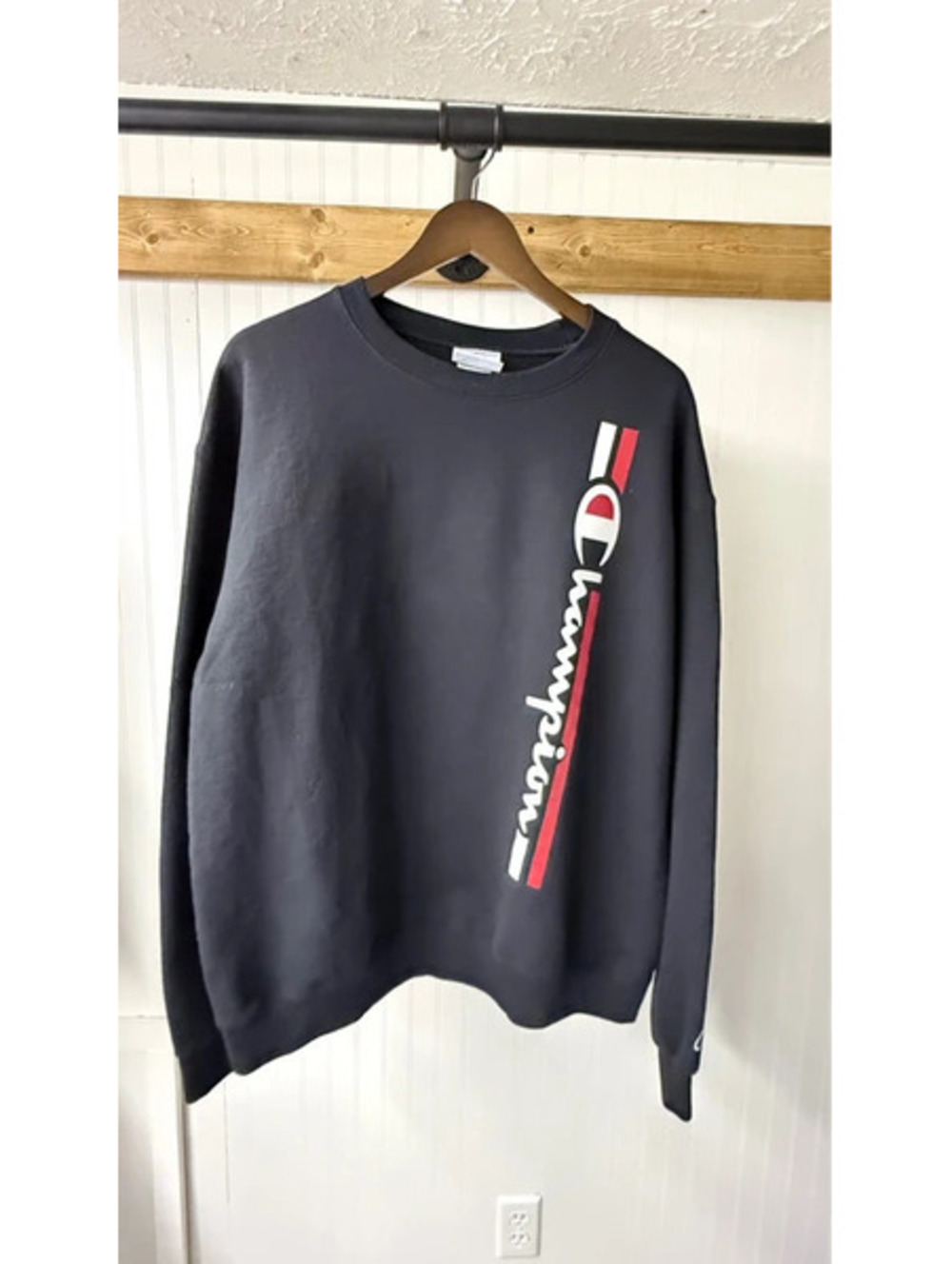 Champion men’s power-blend  vertical logo size xl streetwear